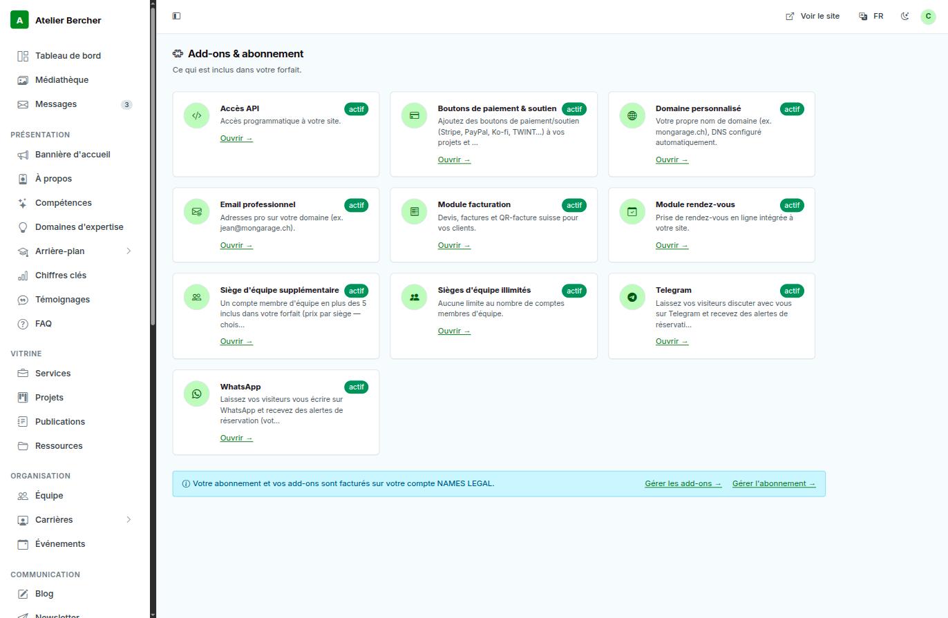 Der Add-ons-Bildschirm in der Konsole: eine Karte pro Add-on mit Aktiv-Markierung und Öffnen-Link.